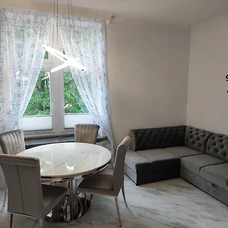 W Banku Апартаменты