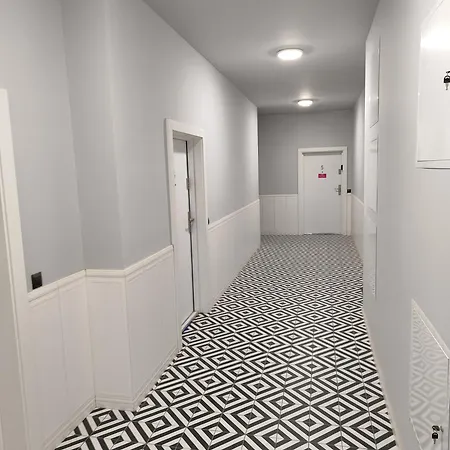 Апартаменты W Banku Клодзко